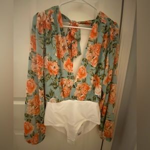 Hello Molly movin on bodysuit in Sage, size Medium brand new.